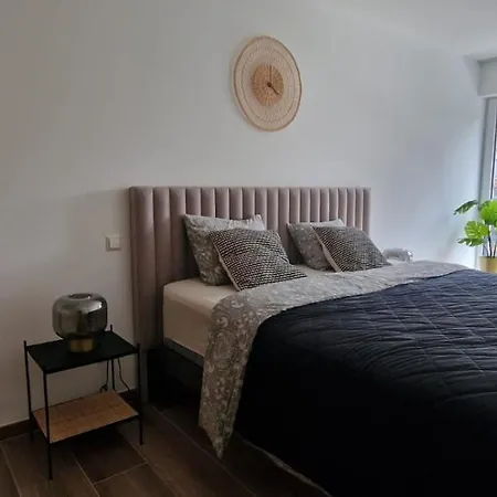 Rue Des Muguets Apartman